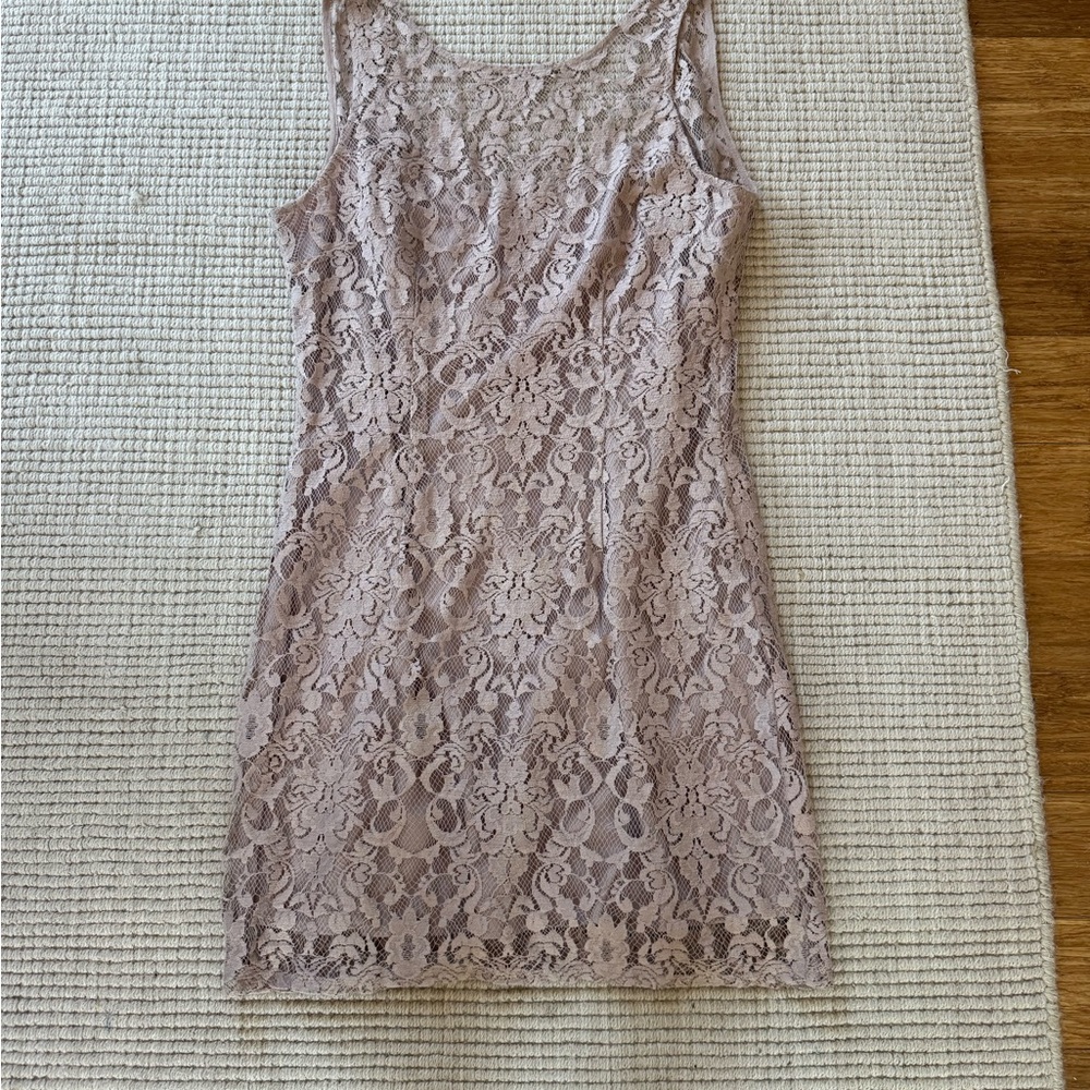 BB Dakota Lace Mini Dress in Soft Pink